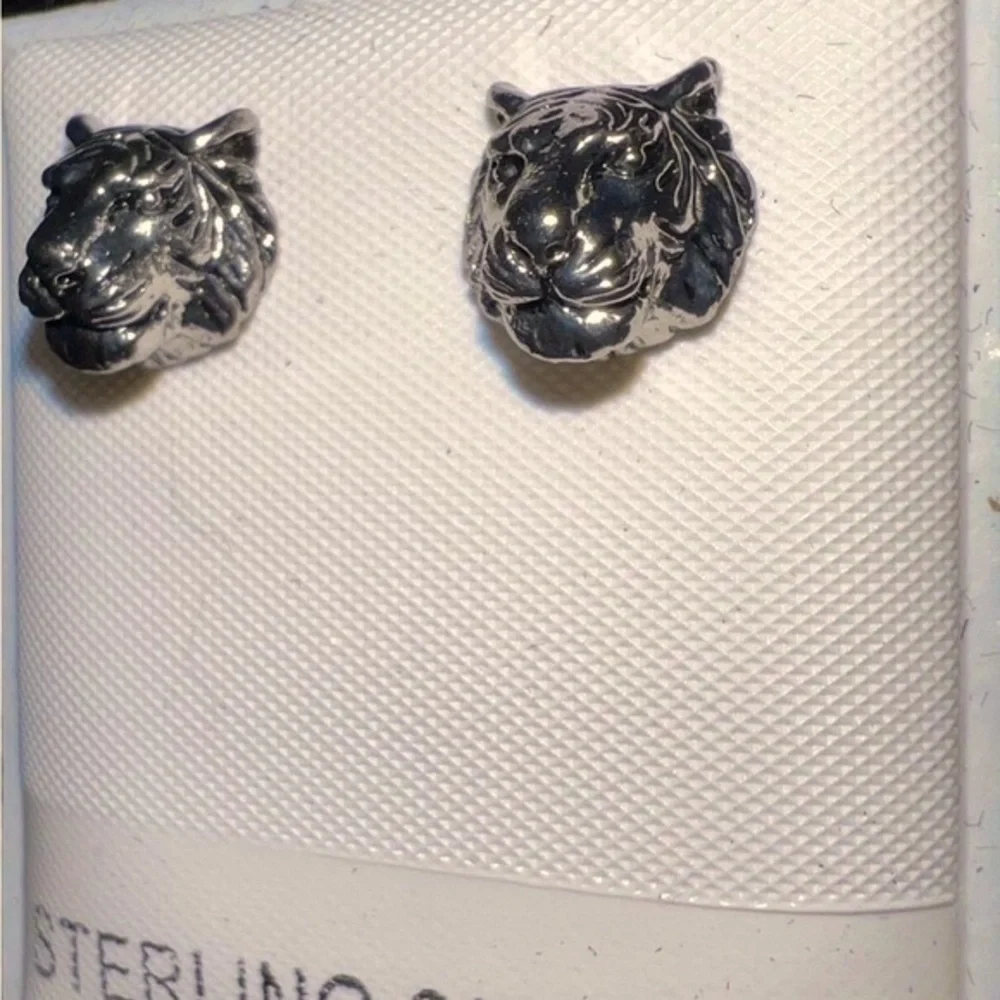 NWT Unisex Allsaints tiger 925 sterling head Silver Stud Post Unisex Earrings